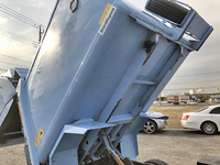 三菱ふそうキャンターパッカー車（塵芥車）小型（2t・3t）[写真18]