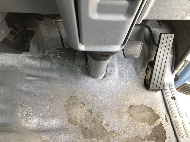 三菱ふそうキャンターパッカー車（塵芥車）小型（2t・3t）[写真32]