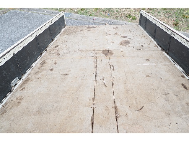 三菱ふそうファイターセルフクレーン4段中型（4t）[写真10]