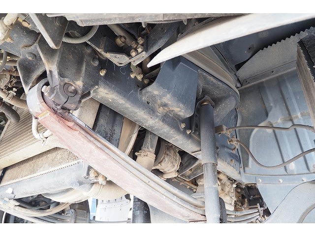 三菱ふそうファイターセルフクレーン4段中型（4t）[写真11]