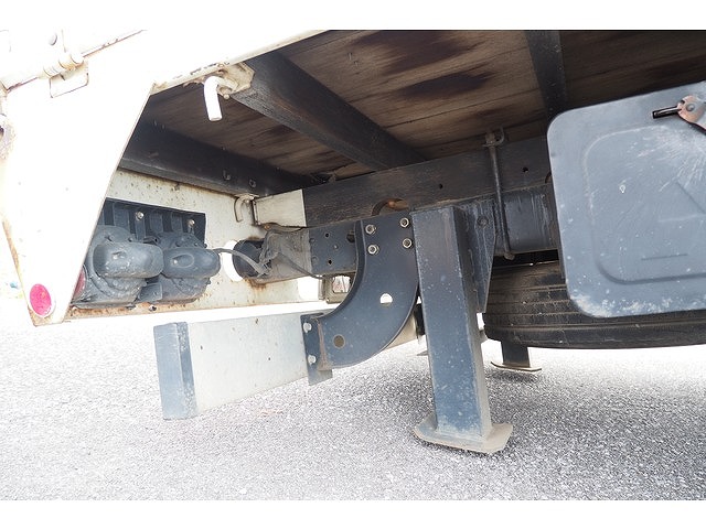 三菱ふそうファイターセルフクレーン4段中型（4t）[写真16]