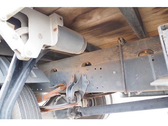 三菱ふそうファイターセルフクレーン4段中型（4t）[写真17]