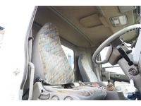 三菱ふそうファイターセルフクレーン4段中型（4t）[写真36]