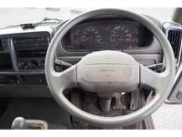 三菱ふそうファイターセルフクレーン4段中型（4t）[写真39]