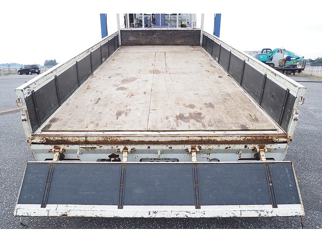 三菱ふそうファイターセルフクレーン4段中型（4t）[写真09]