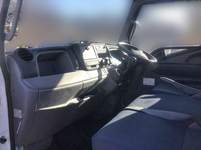 三菱ふそうキャンターダンプ小型（2t・3t）[写真29]