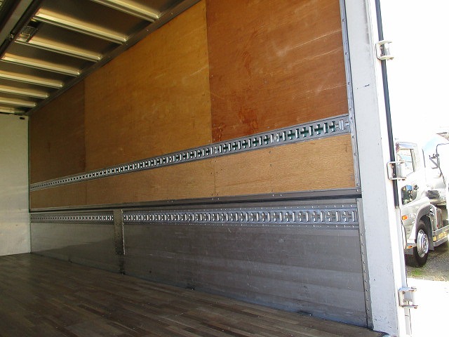 日野レンジャーアルミウイング中型（4t）[写真19]