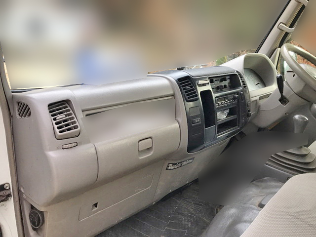 トヨタトヨエース平ボディ小型（2t・3t）[写真18]