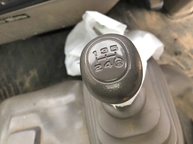 トヨタトヨエース平ボディ小型（2t・3t）[写真28]