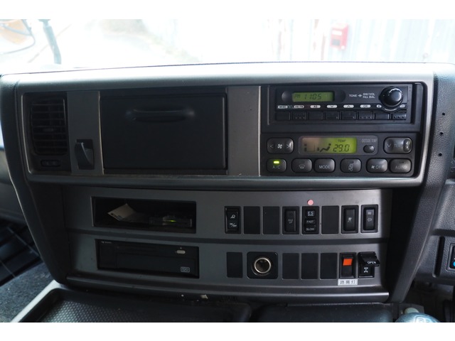 日野プロフィアダンプ大型（10t）[写真35]