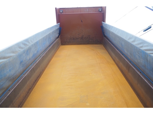 日野プロフィアダンプ大型（10t）[写真09]