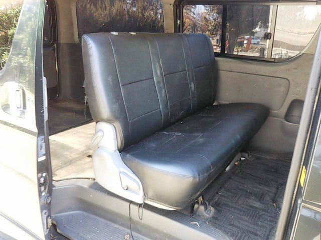 トヨタハイエースバン小型（2t・3t）[写真13]