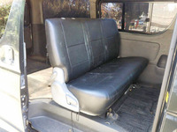 トヨタハイエースバン小型（2t・3t）[写真13]