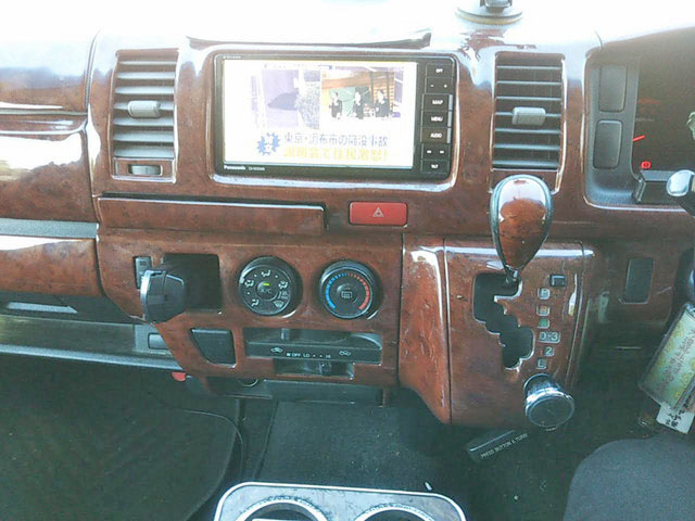 トヨタハイエースバン小型（2t・3t）[写真18]