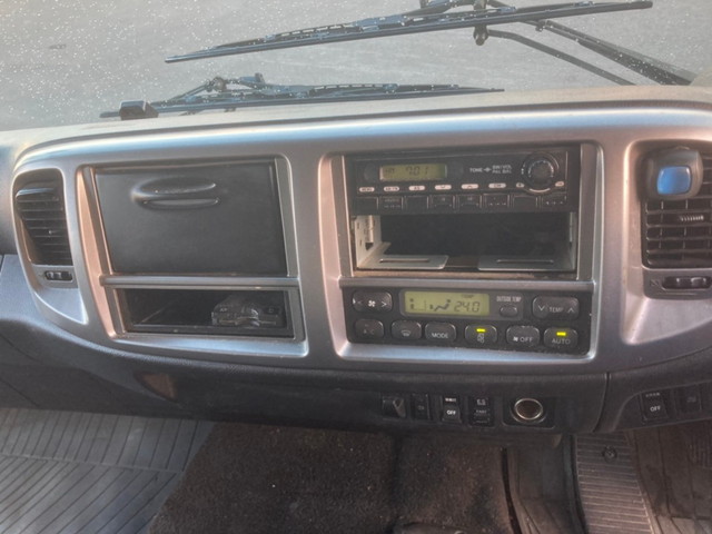 日野レンジャーアルミウイング中型（4t）[写真15]