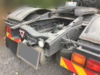 UDトラックスクオントレーラーヘッド（トラクターヘッド）大型（10t）[写真12]