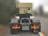 UDトラックスクオントレーラーヘッド（トラクターヘッド）大型（10t）[写真07]