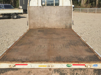 三菱ふそうキャンター平ボディ小型（2t・3t）[写真11]