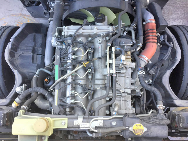 三菱ふそうキャンター平ボディ小型（2t・3t）[写真28]