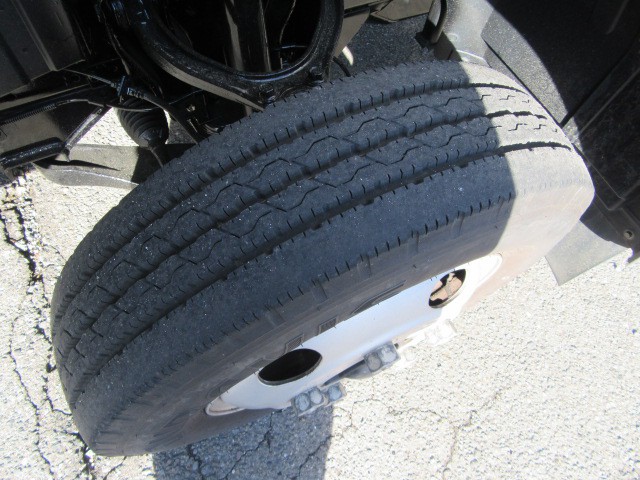 三菱ふそうキャンターアルミバン小型（2t・3t）[写真10]