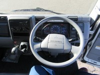 三菱ふそうキャンターアルミバン小型（2t・3t）[写真18]