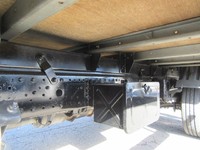三菱ふそうキャンターアルミバン小型（2t・3t）[写真08]