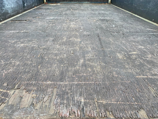 三菱ふそうキャンタークレーン5段小型（2t・3t）[写真11]