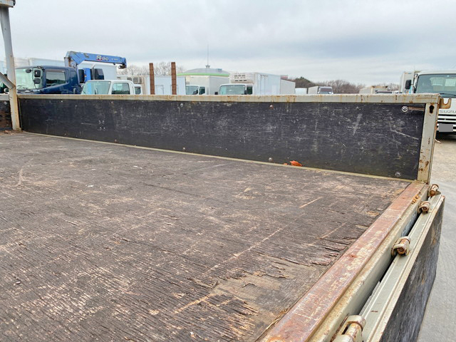 三菱ふそうキャンタークレーン5段小型（2t・3t）[写真12]