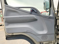 三菱ふそうキャンタークレーン5段小型（2t・3t）[写真30]