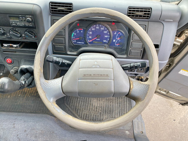 三菱ふそうキャンタークレーン5段小型（2t・3t）[写真37]