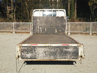 三菱ふそうキャンター平ボディ小型（2t・3t）[写真10]