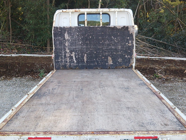 三菱ふそうキャンター平ボディ小型（2t・3t）[写真13]