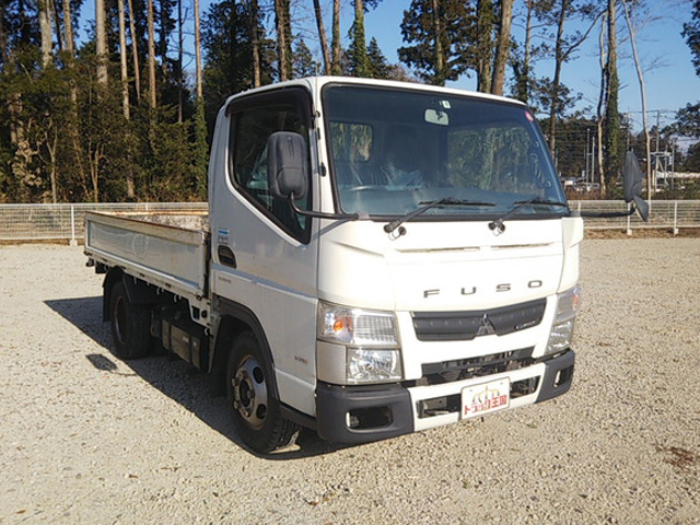 三菱ふそうキャンター平ボディ小型（2t・3t）[写真03]