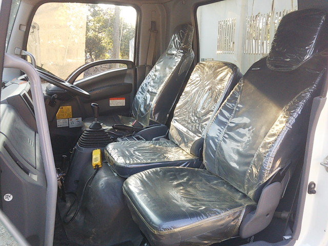 いすゞフォワード三転ダンプ中型（4t）[写真28]