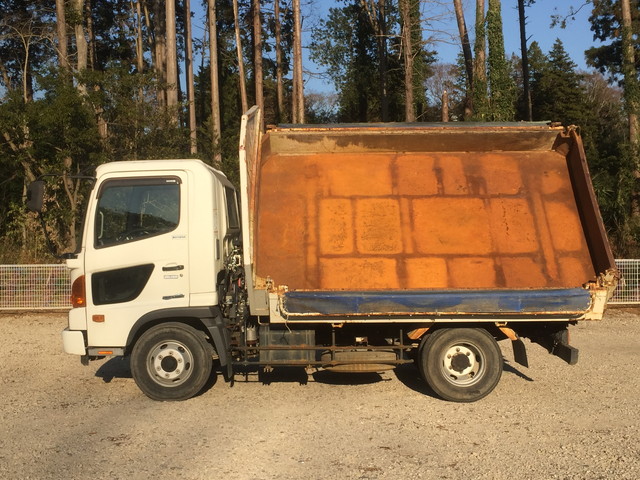 日野レンジャー三転ダンプ中型（4t）[写真07]