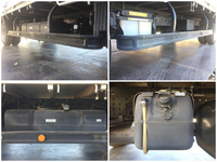 三菱ふそうキャンター平ボディ小型（2t・3t）[写真12]