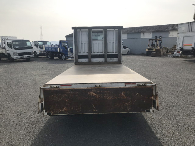 日産アトラス平ボディ小型（2t・3t）[写真11]