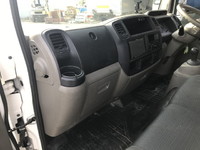 日産アトラス平ボディ小型（2t・3t）[写真27]