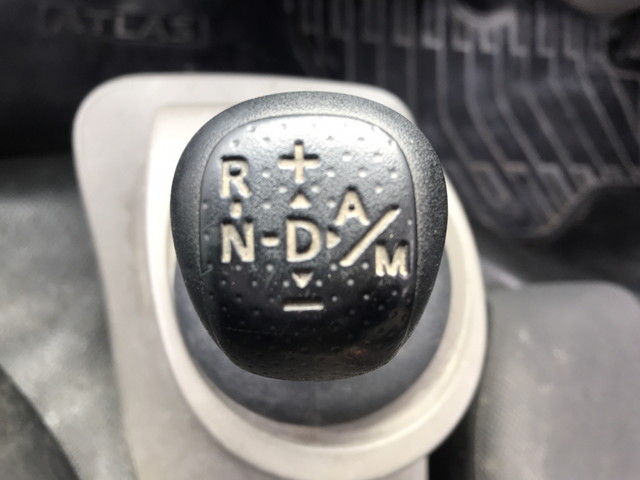 日産アトラス平ボディ小型（2t・3t）[写真32]