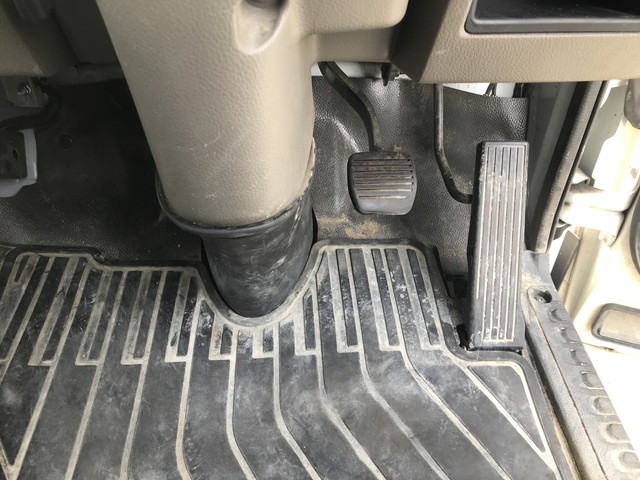 日産アトラス平ボディ小型（2t・3t）[写真33]