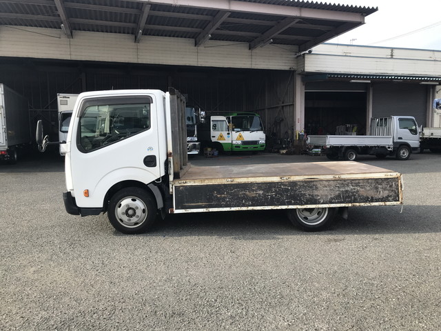 日産アトラス平ボディ小型（2t・3t）[写真04]