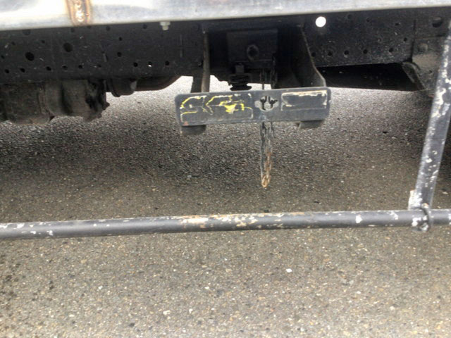 いすゞエルフ平ボディ小型（2t・3t）[写真12]