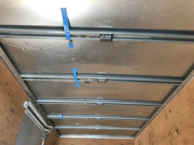 三菱ふそうキャンターアルミバン小型（2t・3t）[写真16]