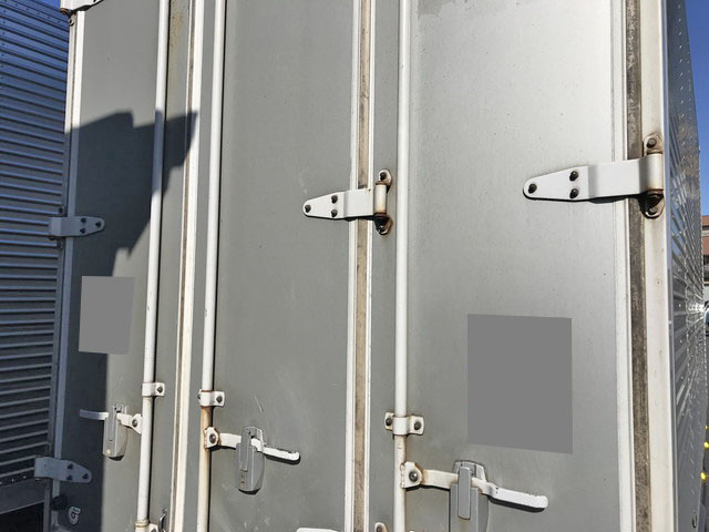 三菱ふそうキャンターアルミバン小型（2t・3t）[写真08]