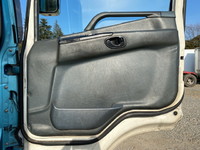 三菱ふそうスーパーグレート平ボディ大型（10t）[写真27]