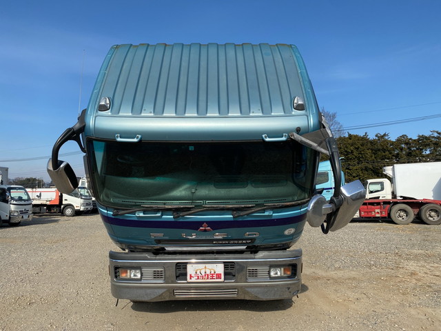 三菱ふそうスーパーグレート平ボディ大型（10t）[写真09]