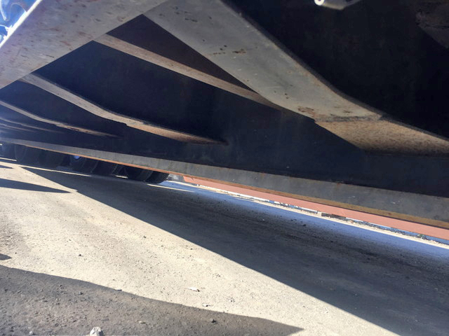 その他のメーカーその他の車種重機運搬トレーラー大型（10t）[写真13]