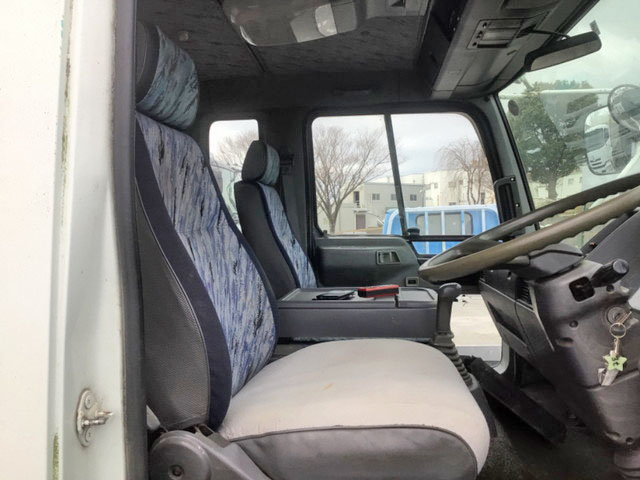 日野レンジャー深ダンプ（土砂禁ダンプ）中型（4t）[写真20]