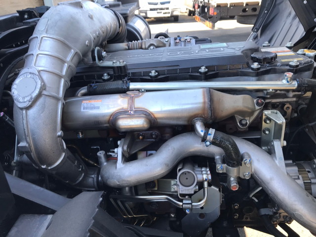 三菱ふそうファイター平ボディ中型（4t）[写真18]