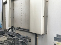 日野レンジャー冷蔵冷凍ウイング中型（4t）[写真21]